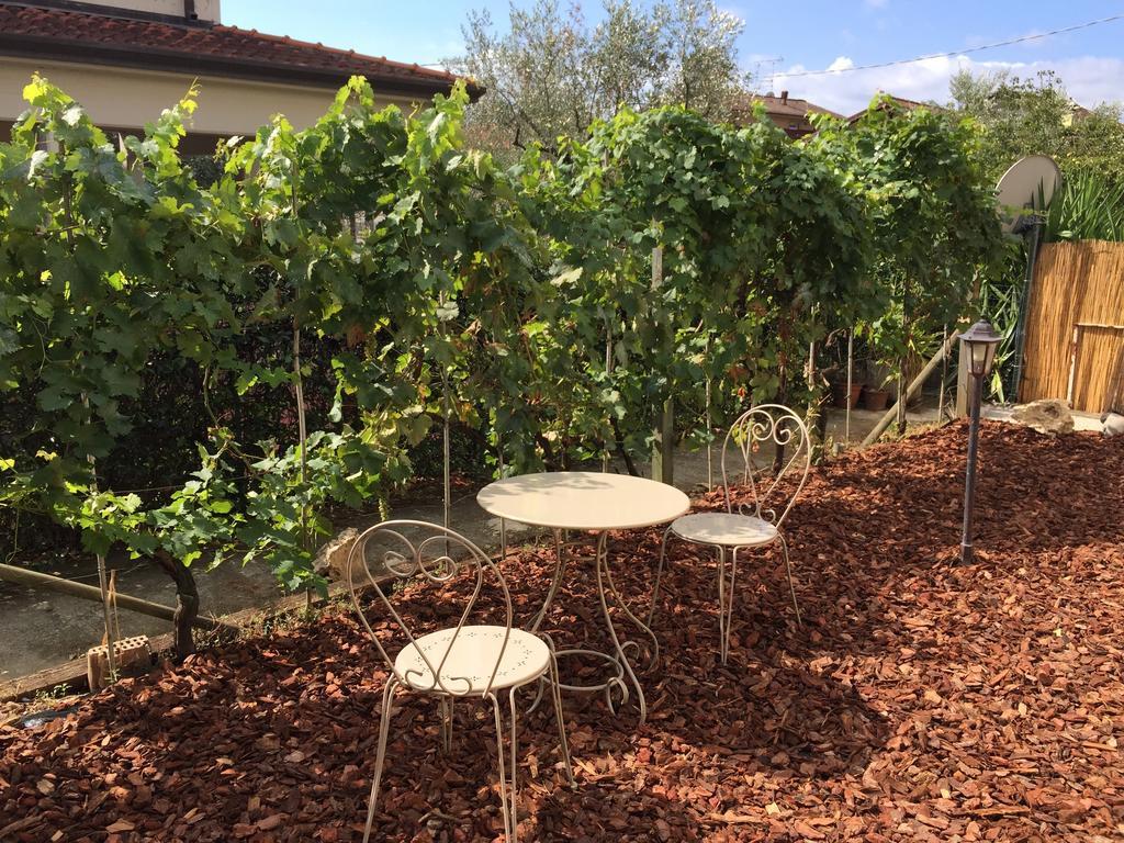 Il Casale Del Giglio Bed & Breakfast Santo Stefano di Magra Luaran gambar