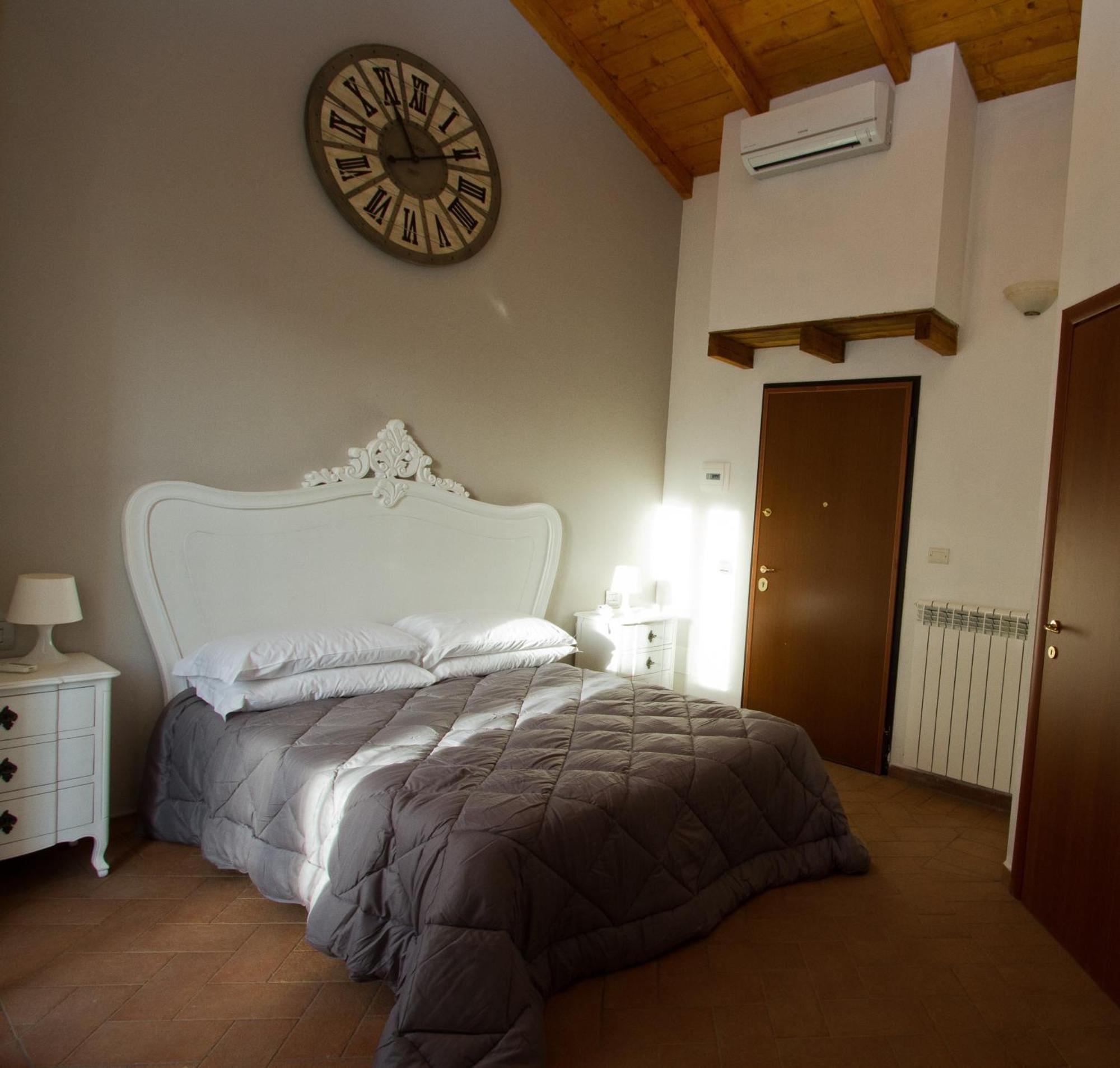 Il Casale Del Giglio Bed & Breakfast Santo Stefano di Magra Luaran gambar
